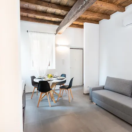 Naviglio Suite Apartments Robecco sul Naviglio Exterior photo